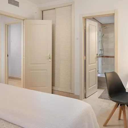 Stunning 2 Bed El Palmeral Near The Rdr483 * Marbella